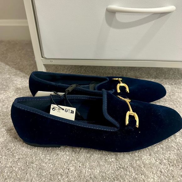 Zara Dark Blue Velvet Loafers with Gold Hardware - Picture 2 of 3